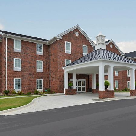 Appomattox Inn And Suites Экстерьер фото