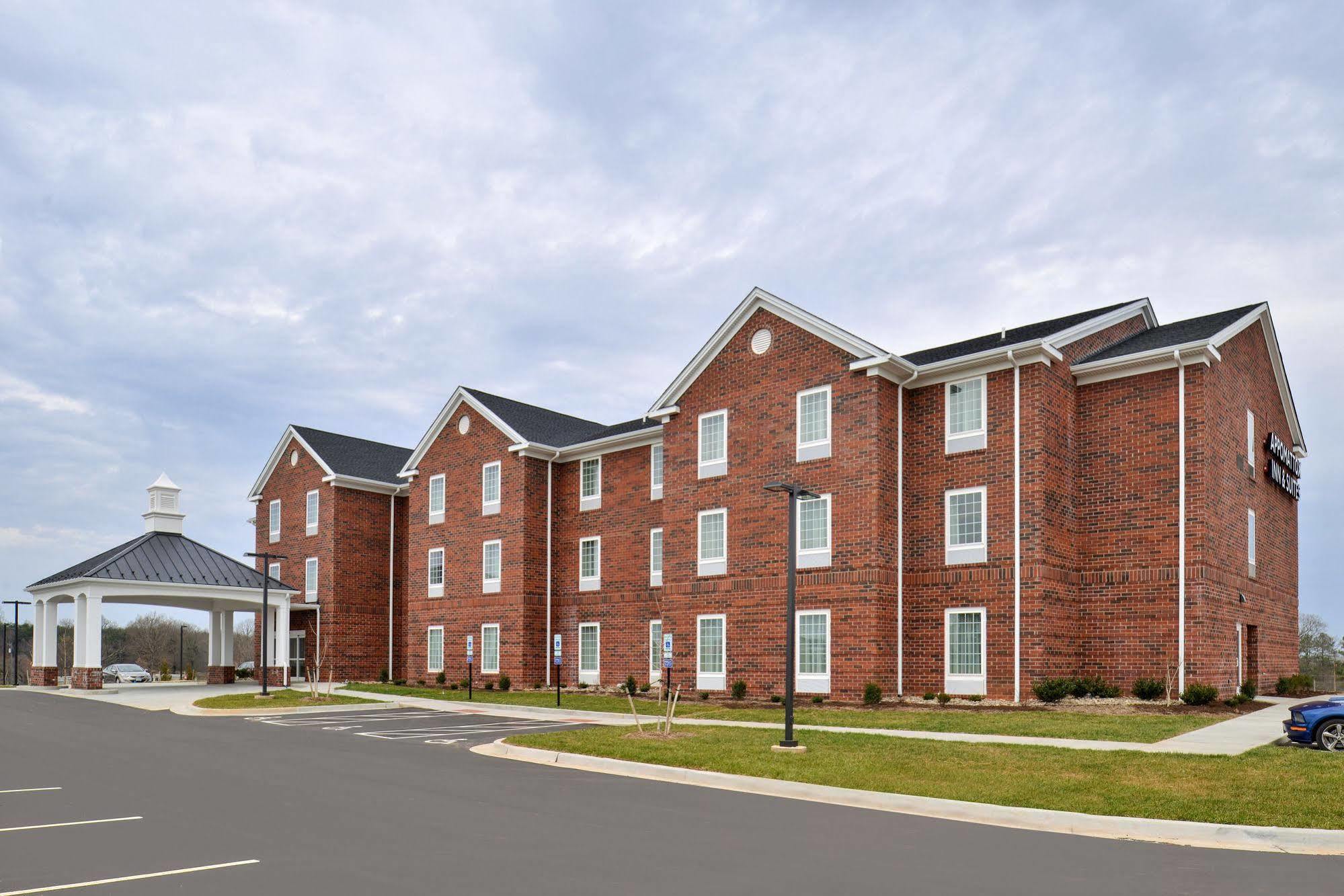 Appomattox Inn And Suites Экстерьер фото