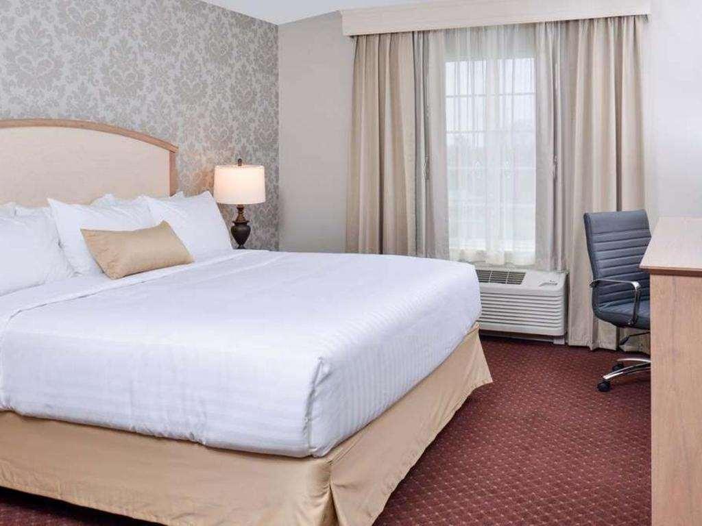 Appomattox Inn And Suites Номер фото