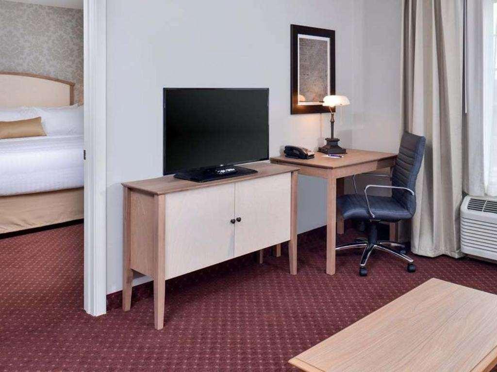 Appomattox Inn And Suites Номер фото